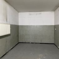 Hala na sprzedaż