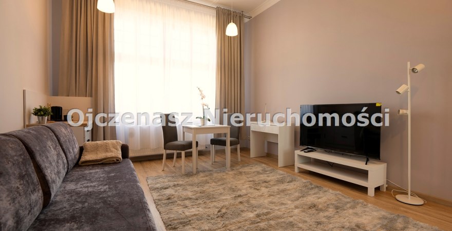 apartment for rent, 5 rooms, 25 m<sup>2</sup> - Bydgoszcz