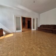 Dom na sprzedaż