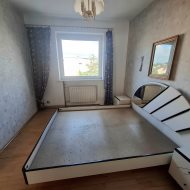Dom na sprzedaż